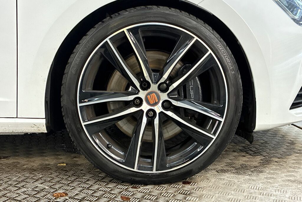 Seat Leon 2.0 Tsi 290 Cupra Ez Dsg SW20OLR White #5