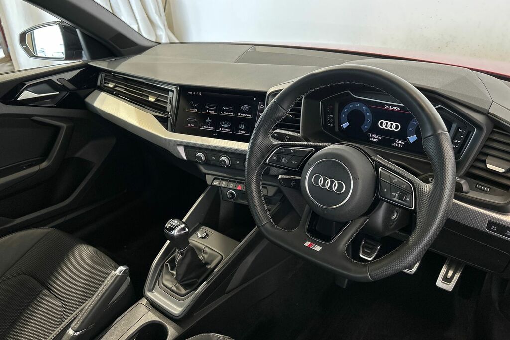 Audi A1 Black Edition 30 Tfsi 110 Ps 6-Speed SV24ZKA Red #6