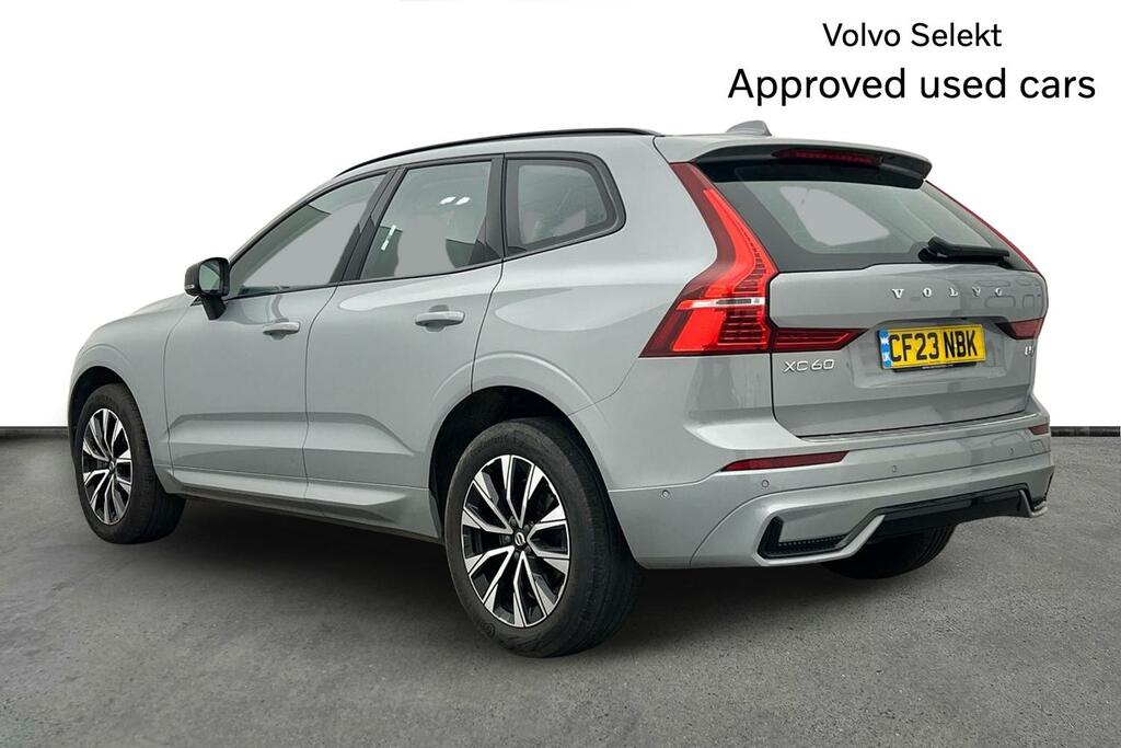 Volvo XC60 2.0 B5p Plus Dark Awd Geartronic CF23NBK Grey #3