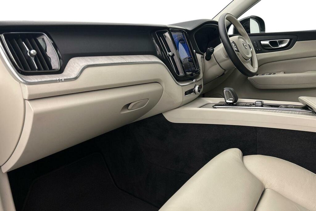 Volvo XC60 2.0 B4p Plus Dark Geartronic YY72ZBU Blue #2