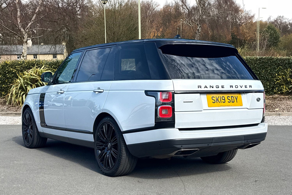 Land Rover Range Rover Sdv8 Lwb SK19SDY White #2