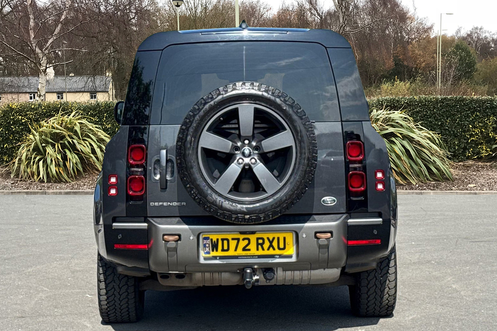 Land Rover Defender 130 D300 X-dynamic Hse Grey #6