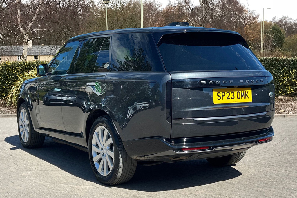 Land Rover Range Rover P440e Se SP23OMK Grey #2