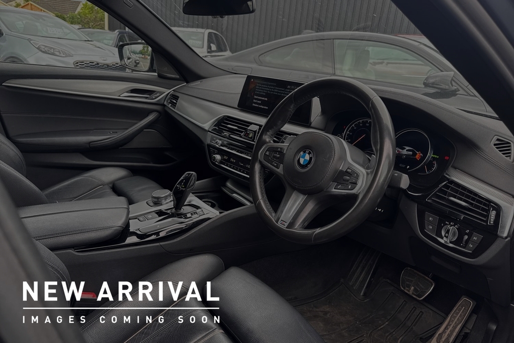 BMW 5 Series 2.0 520D M Sport Xdrive Euro 6 Ss ST18ZTV #2