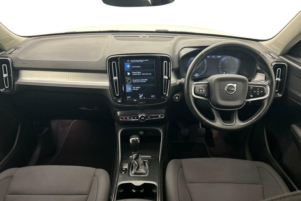 Volvo XC40 Momentum, White #6