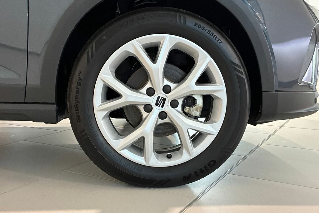 Seat Arona 1.0 Tsi 115 Fr ST26GZE Grey #5