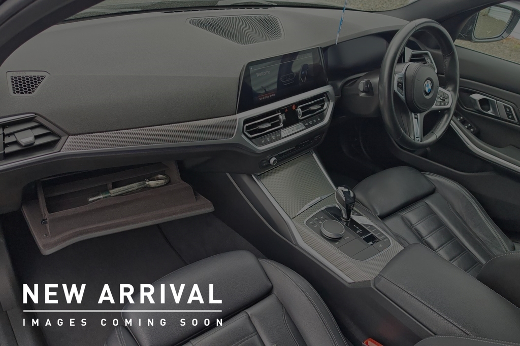 BMW 3 Series 2.0 320I M Sport Euro 6 Ss SO70RUR Black #2