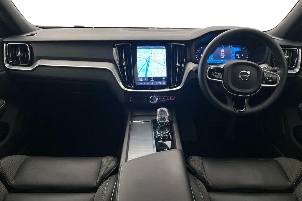 Volvo V60 2.0 B4p Plus Dark 7 Speed Grey #6