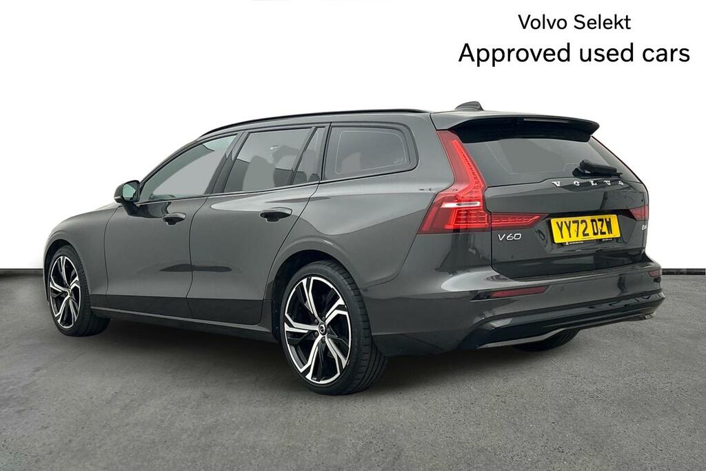 Volvo V60 2.0 B4p Plus Dark 7 Speed Grey #3