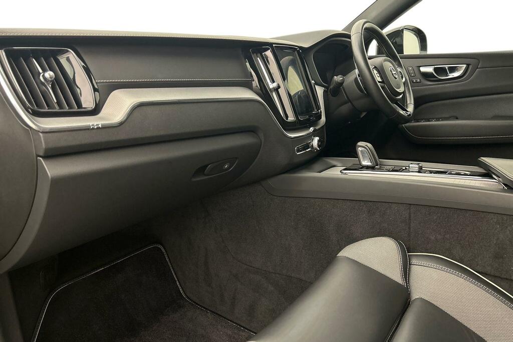 Volvo XC60 2.0 T8 405 Hybrid Polestar Engineered Awd Gtrn SK20VXV Black #2