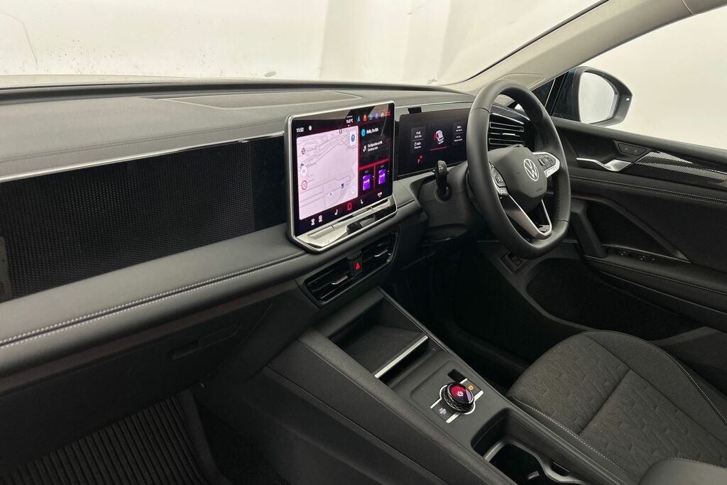 Volkswagen Tiguan 1.5 Etsi 150 Match Dsg SW75GRF Blue #2
