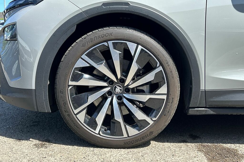 Skoda Elroq 210Kw 85 Sportline 82Kwh KO25NBB Grey #5