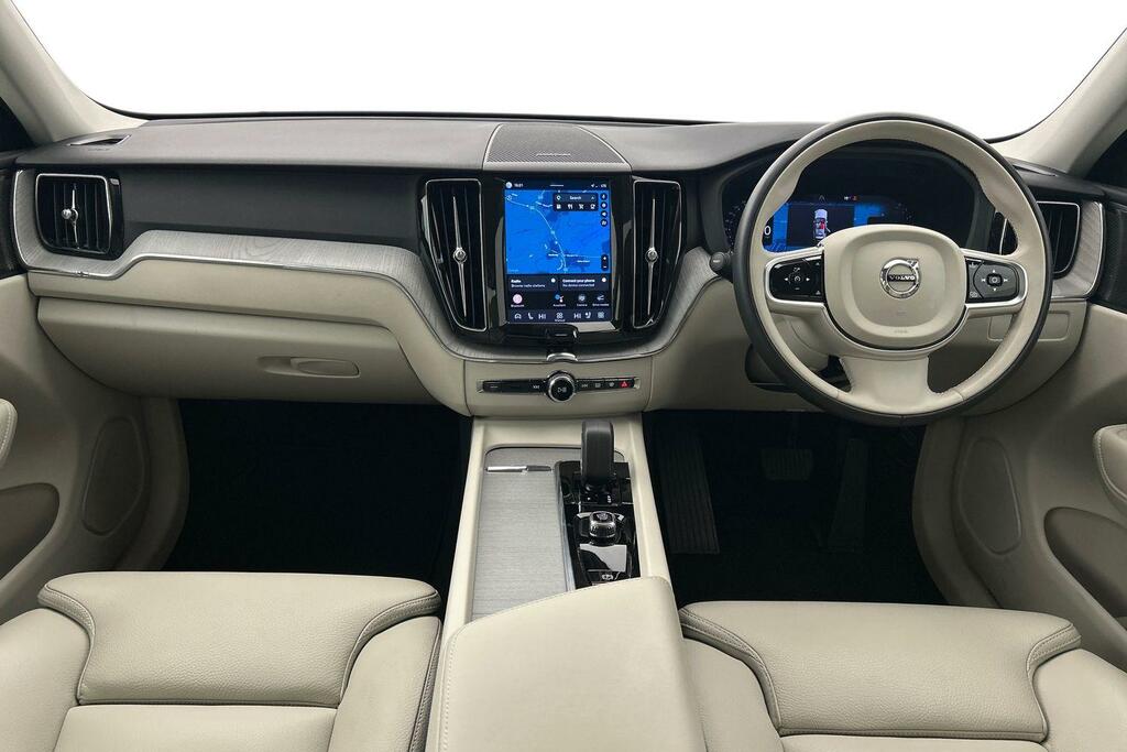 Volvo XC60 2.0 B5p Plus Dark Awd Geartronic LM73GDK Silver #6