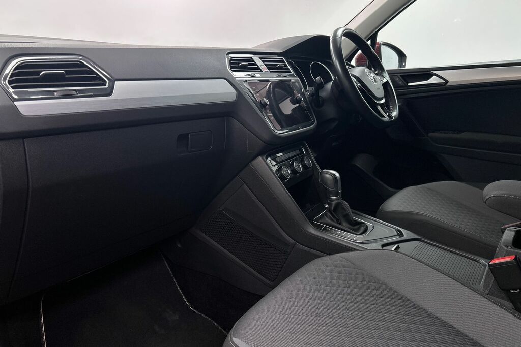 Volkswagen Tiguan 1.5 Tsi Evo Match Dsg Euro 6 Ss SS19KFE Red #6