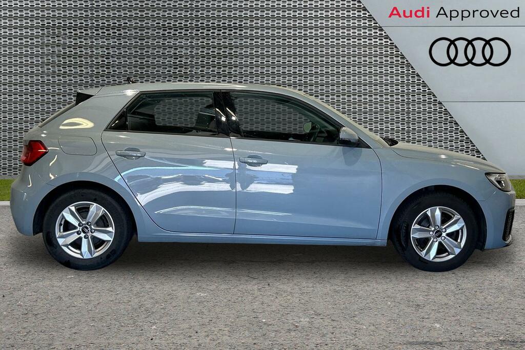 Audi A1 Technik 25 Tfsi 95 Ps 5-Speed SW72FVF Grey #4