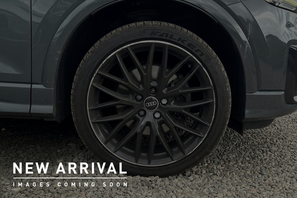 Audi Q2 Black Edition 35 Tfsi 150 Ps S Tronic SL21AZT Grey #5