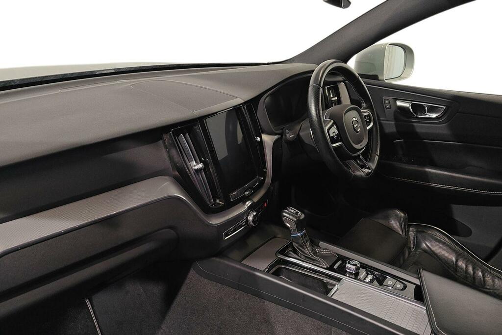 Volvo XC60 2.0 D5 Powerpulse R Design Awd Geartronic KY18ROH Black #2