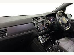 Volkswagen Touran 1.5 Tsi Evo R-line Grey #2