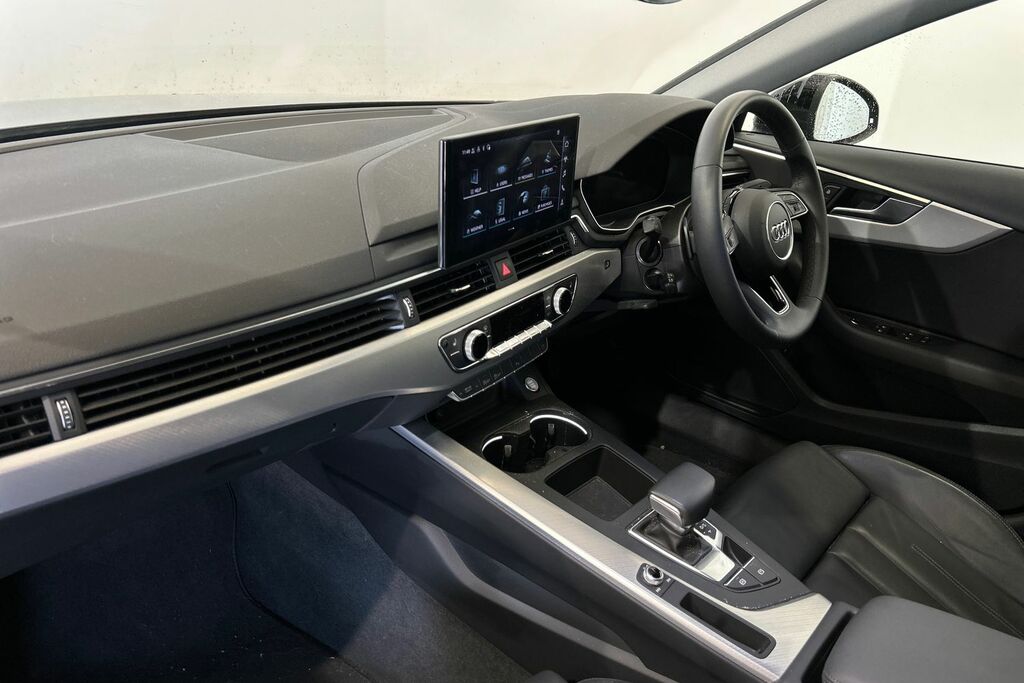Audi A4 Sport Edition 35 Tfsi 150 Ps S Tronic SW23VXO Black #2