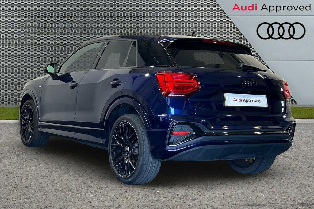 Audi Q2 Black Edition 35 Tfsi 150 Ps S Tronic SW24EKT Blue #3