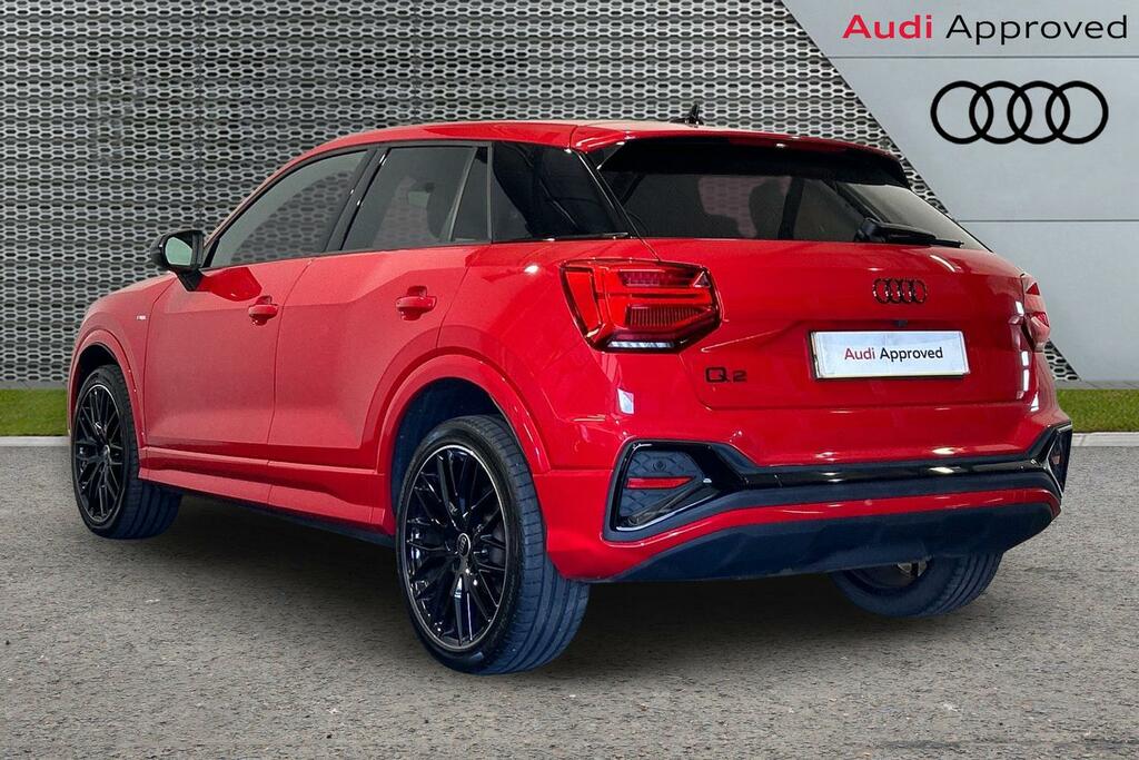 Audi Q2 Black Edition 35 Tfsi 150 Ps S Tronic SV24WYA Red #3