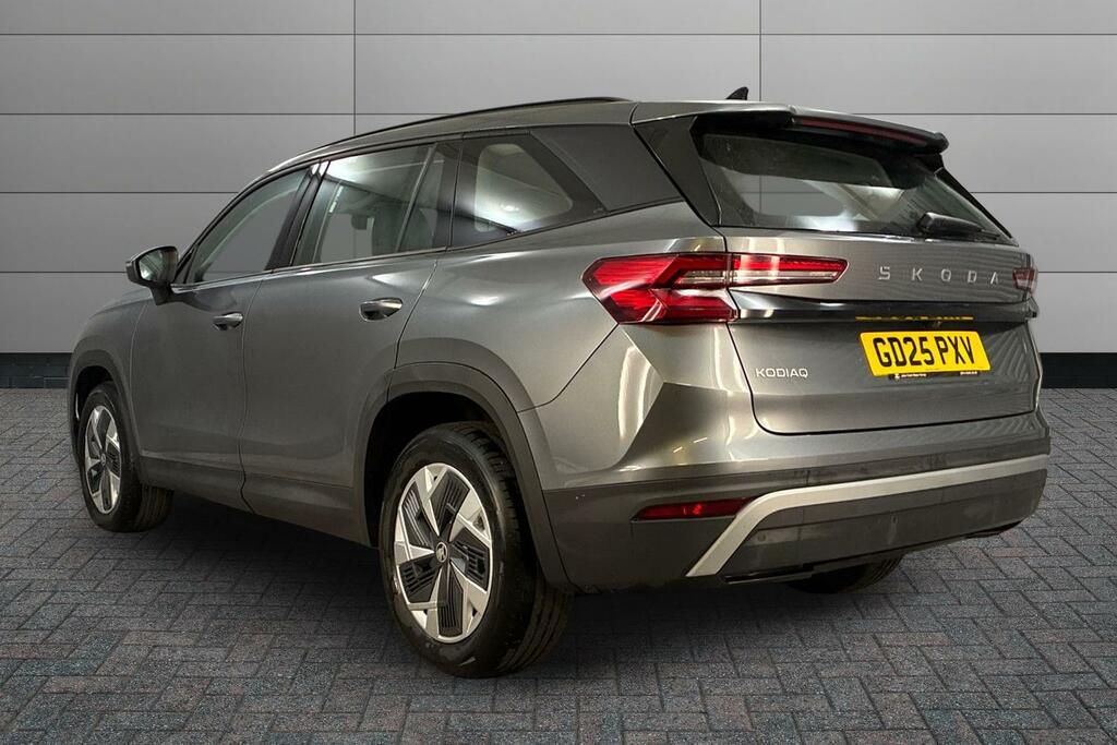 Skoda Kodiaq 1.5 Tsi E-tec Se Dsg 7 Seat GD25PXV Grey #3