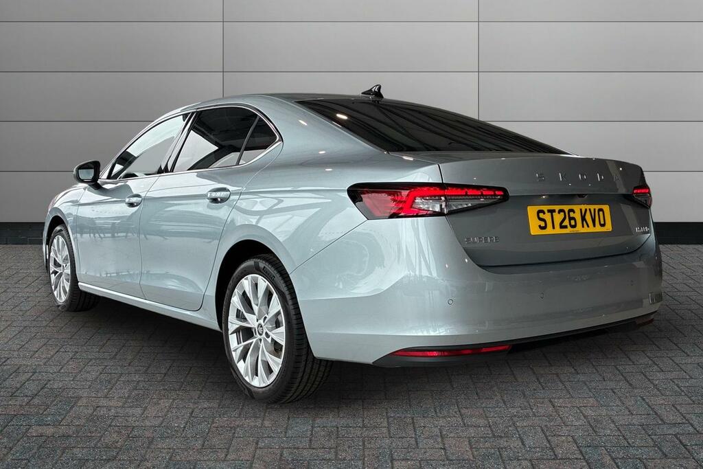 Skoda Superb 1.5 Tsi E-tec Se L Dsg ST26KVO Silver #3