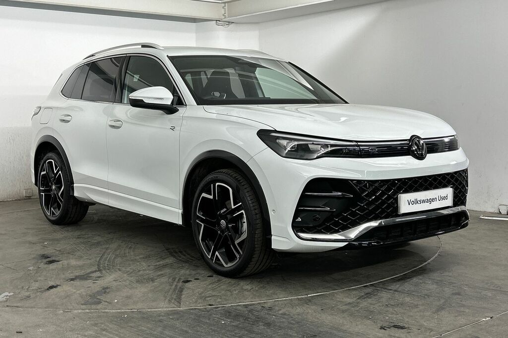 Volkswagen Tiguan 1.5 Etsi 150 R-line Dsg White
