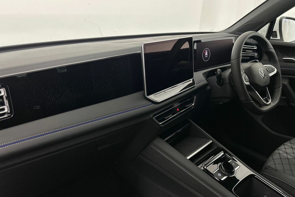 Volkswagen Tiguan 1.5 Etsi 150 R-line Dsg SW26AZU White #2