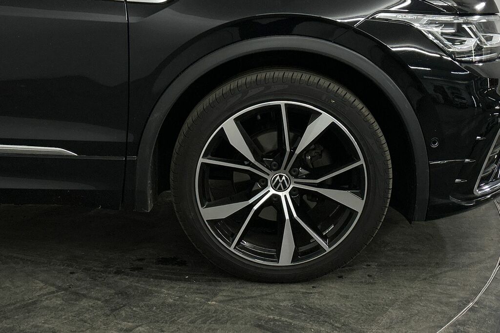 Volkswagen Tiguan 1.5 Tsi 150 R-line Dsg KV21BBF Black #5