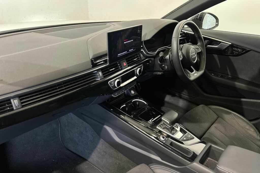 Audi A4 Black Edition 35 Tfsi 150 Ps S Tronic LV22XRS White #2