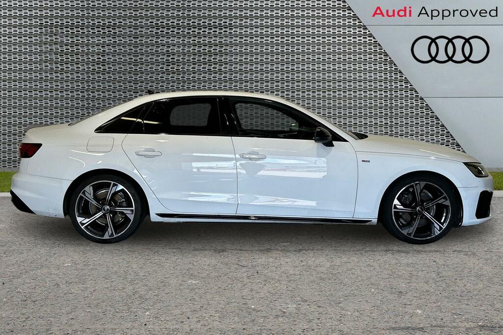 Audi A4 Black Edition 35 Tfsi 150 Ps S Tronic LV22XRS White #4