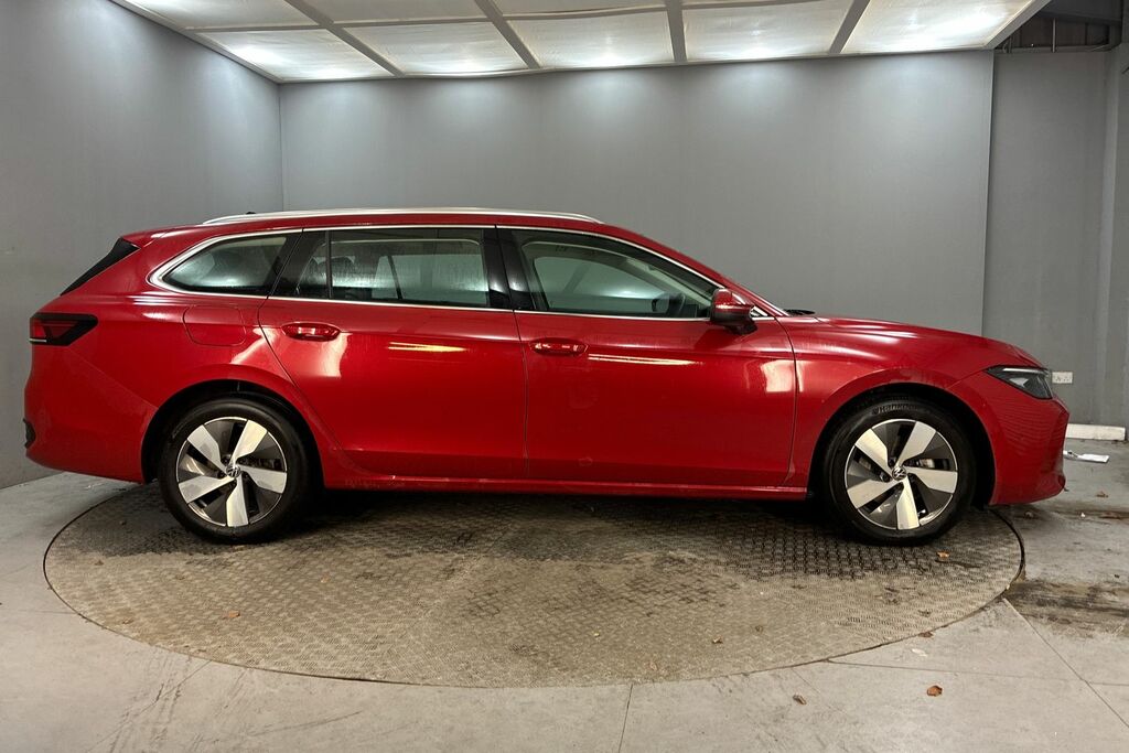 Volkswagen Passat 1.5 Etsi Life Dsg SM25YRU Red #4