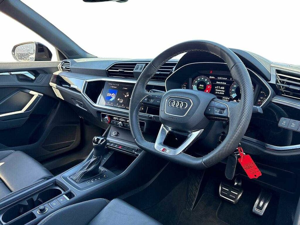 Audi Q3 Black Edition 35 Tfsi 150 Ps S Tronic SV25VJJ Black #6