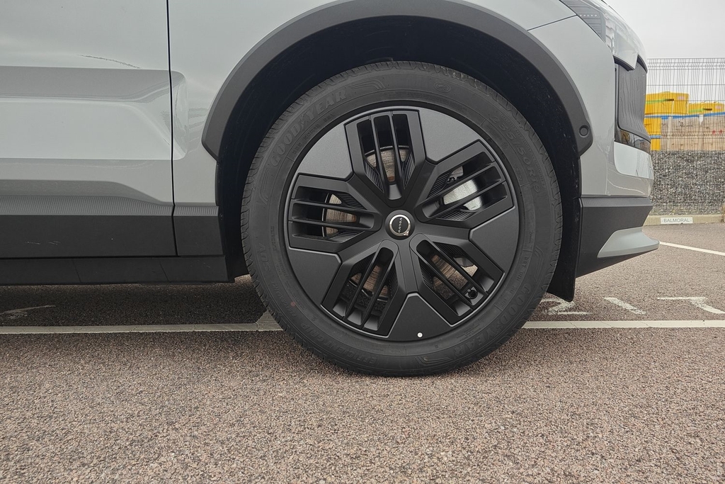 Volvo EX30 Ultra, Twin Motor Performance, SV75RZH Grey #5
