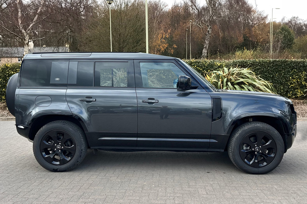 Land Rover Defender 110 D250 X-dynamic Se SN24JBH Grey #5