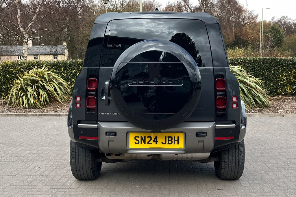 Land Rover Defender 110 D250 X-dynamic Se SN24JBH Grey #6