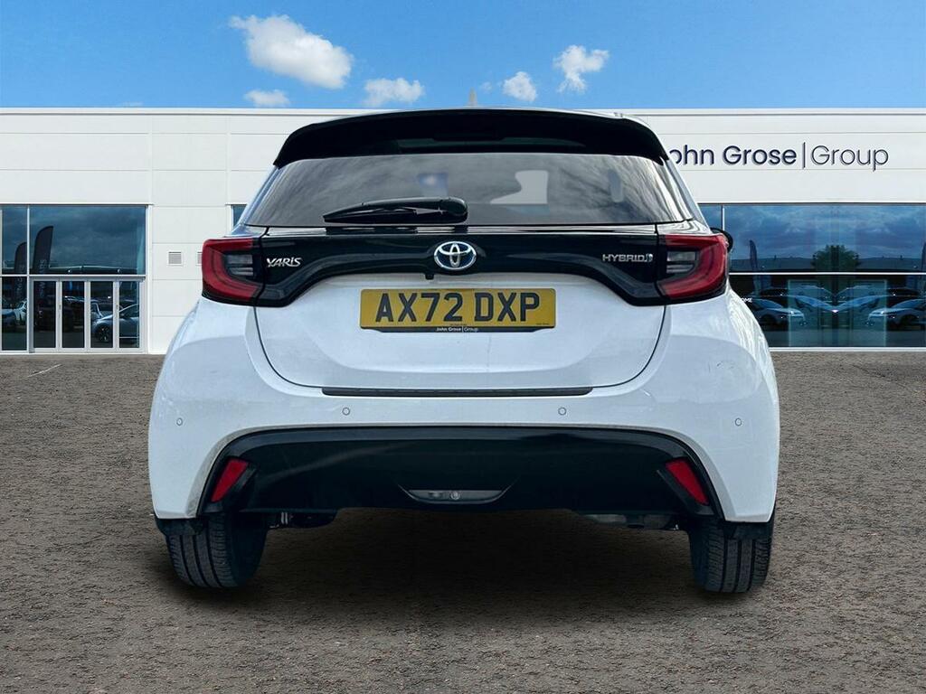 Toyota Yaris 1.5 Hybrid Excel Cvt Hatchback AX72DXP White #4