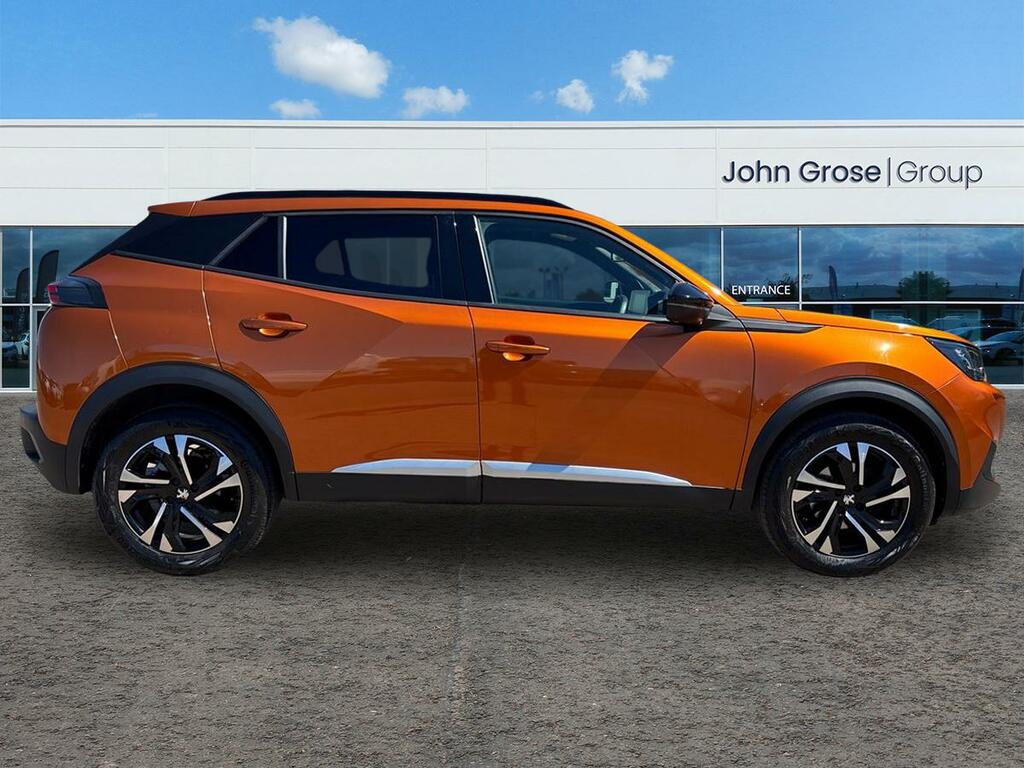 Peugeot 2008 1.2 Puretech Allure Premium Estate AV23FLX Orange #2