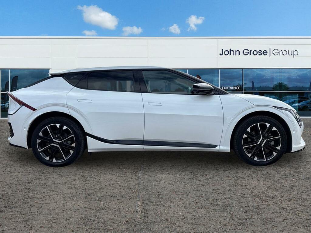 Kia EV6 239Kw Gt Line S 84Kwh Awd Estate AU74OFK White #2