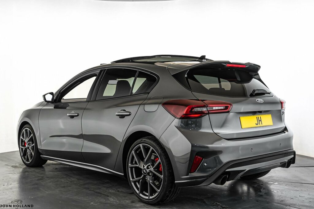 Ford Focus 2.3T Ecoboost St Hatchback Euro #2