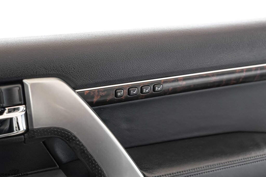 Toyota Land Cruiser V8 D-4d V8 Black #43