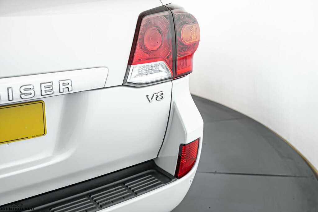 Toyota Land Cruiser V8 D-4d V8 Black #14