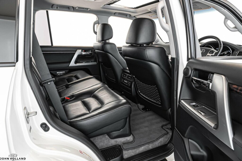 Toyota Land Cruiser V8 D-4d V8 Black #38