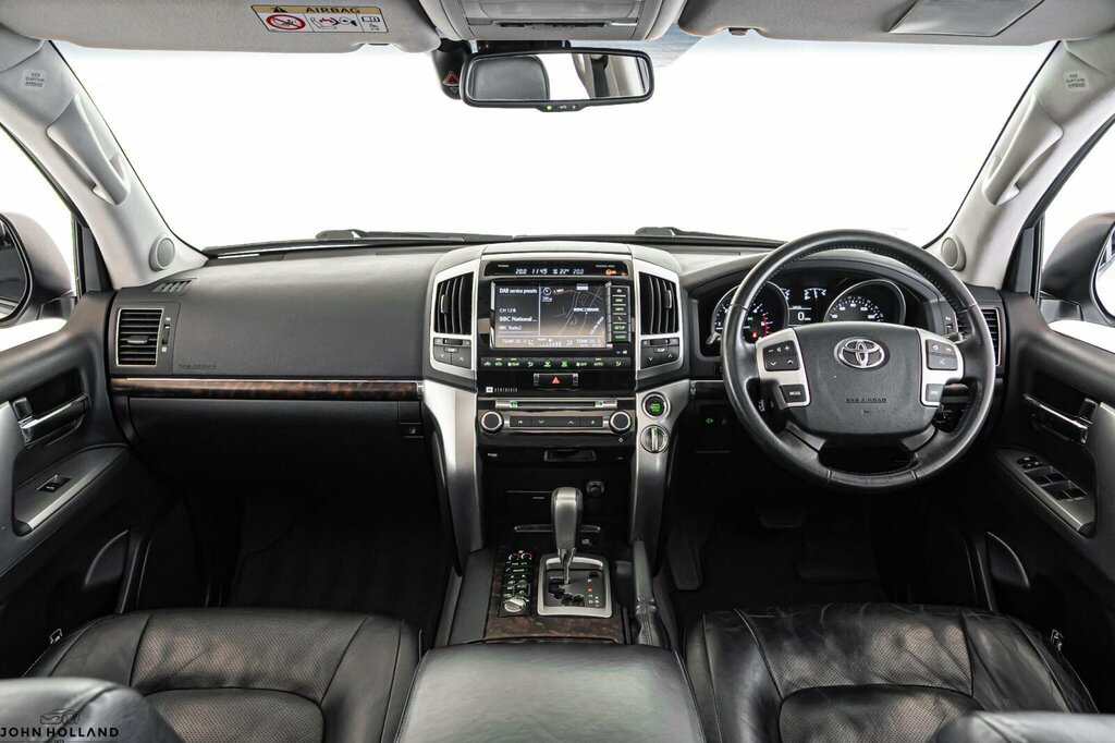Toyota Land Cruiser V8 D-4d V8 Black #17