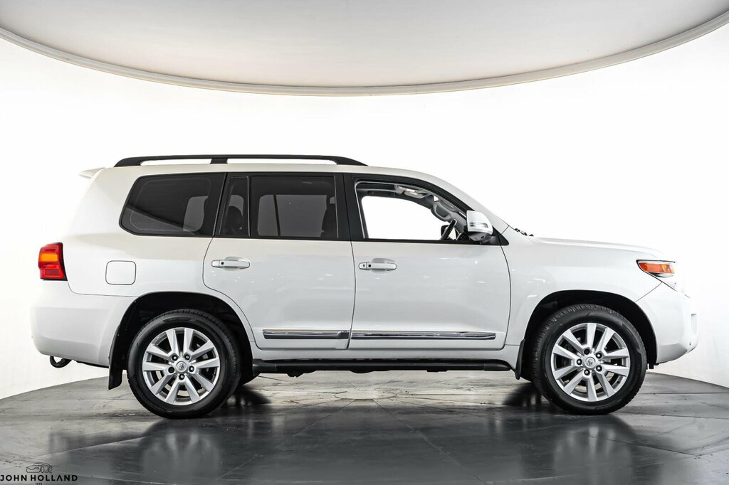 Toyota Land Cruiser V8 D-4d V8 Black #10