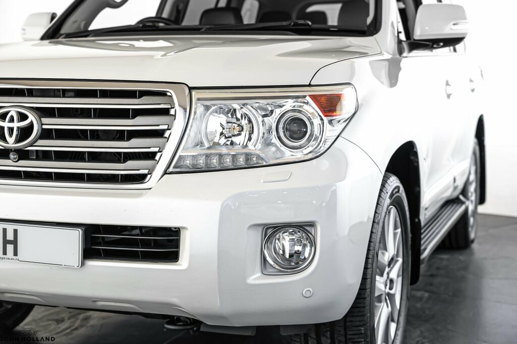 Toyota Land Cruiser V8 D-4d V8 Black #12