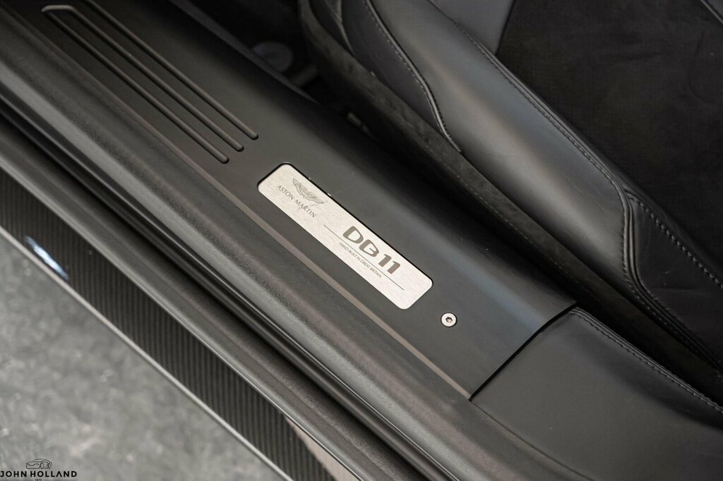 Aston Martin DB11 4.0 V8 Euro 6 2-Door Black #44