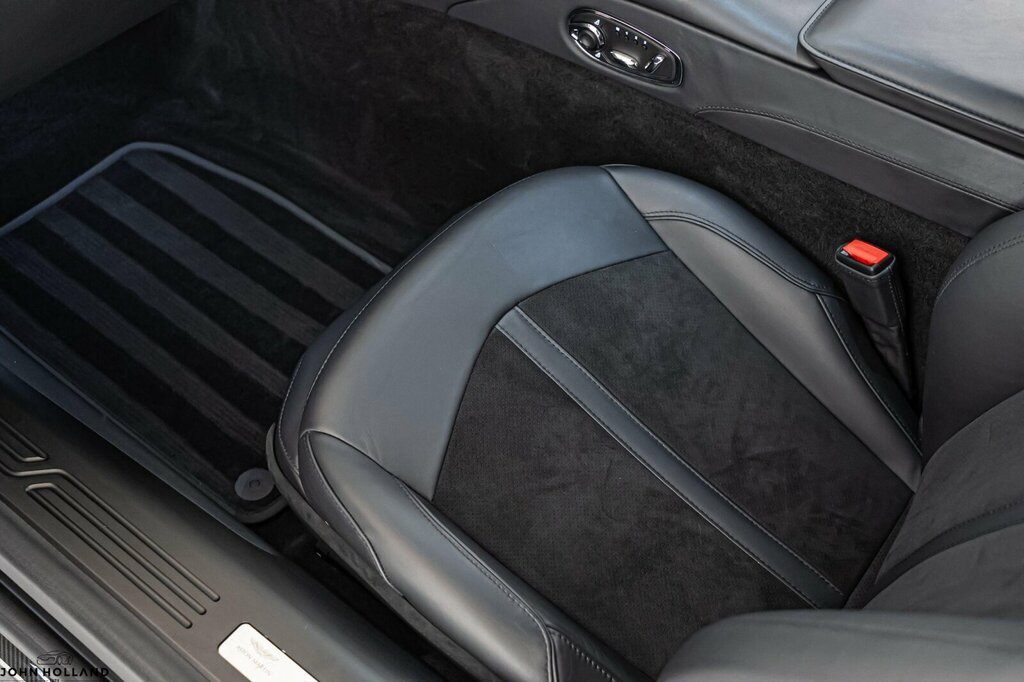 Aston Martin DB11 4.0 V8 Euro 6 2-Door Black #25