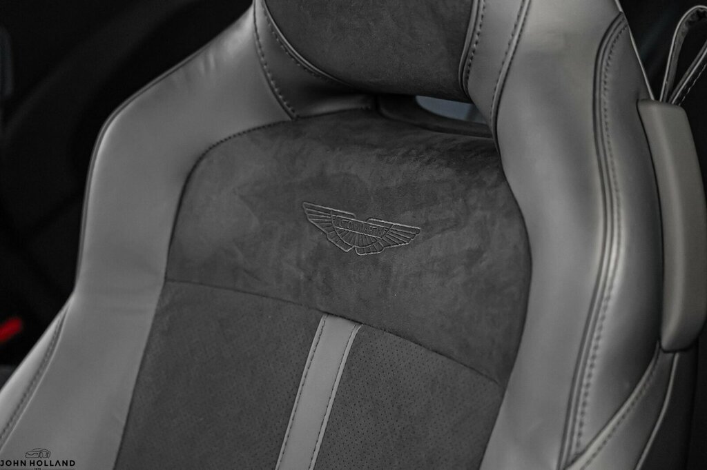 Aston Martin DB11 4.0 V8 Euro 6 2-Door Black #23